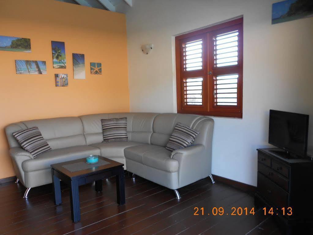Botanique Bungalows Westpunt Экстерьер фото